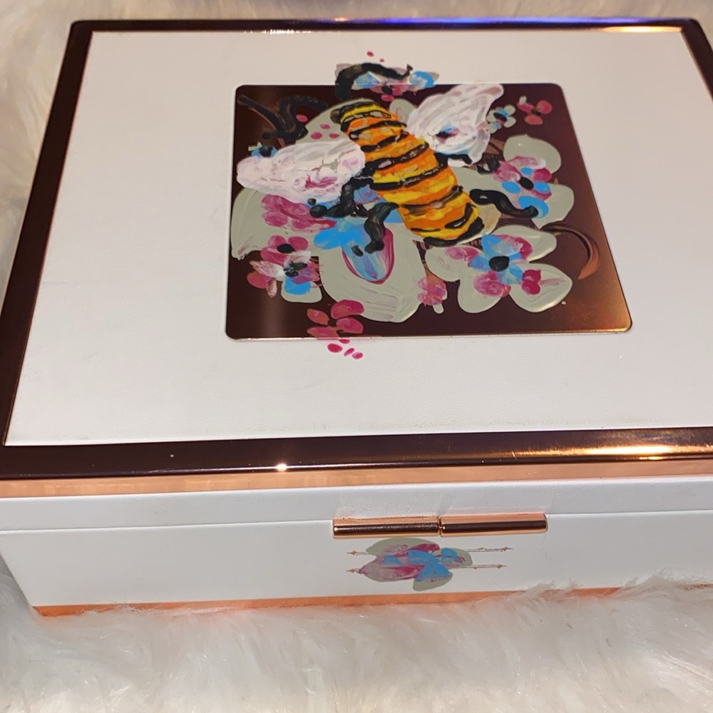 Wealth Box - Picture 4 of 6